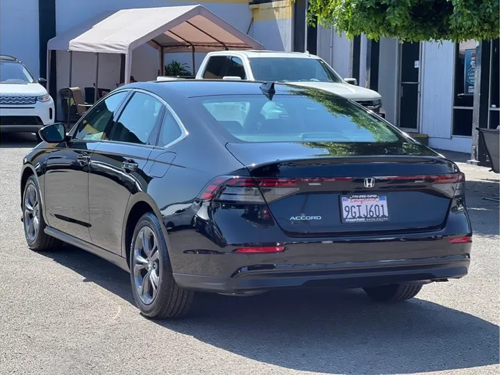 BLACK, 2023 HONDA ACCORD Image 3