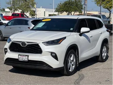 WHITE, 2021 TOYOTA HIGHLANDER Image 46