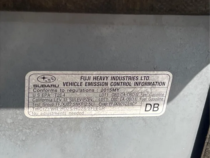 SILVER, 2015 SUBARU FORESTER Image 18