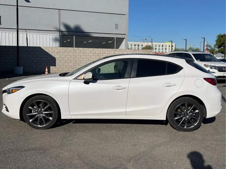 WHITE, 2018 MAZDA MAZDA3 Image 2