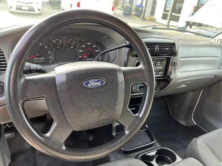 WHITE, 2009 FORD RANGER REGULAR CAB Image 15