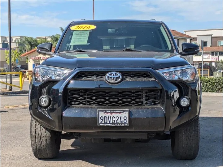 BLACK, 2016 TOYOTA 4RUNNER Image 8