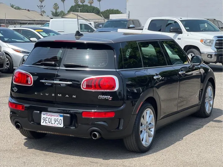 BLACK, 2017 MINI CLUBMAN Image 5