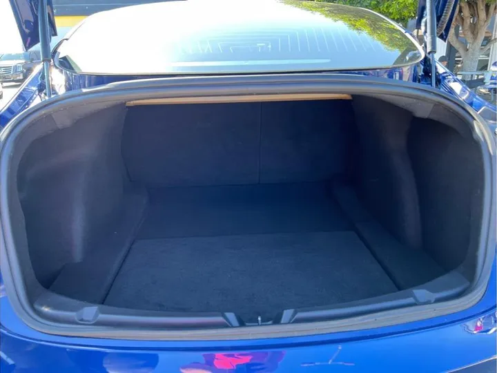 BLUE, 2019 TESLA MODEL 3 Image 10