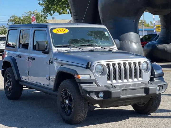 SILVER, 2018 JEEP WRANGLER UNLIMITED Image 7