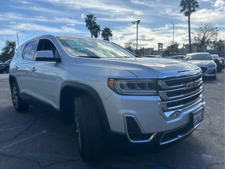 SILVER, 2020 GMC ACADIA Image 3