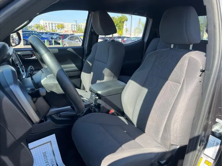 GRAY, 2018 TOYOTA TACOMA DOUBLE CAB Image 11