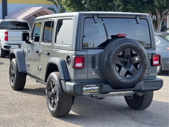 GRAY, 2019 JEEP WRANGLER UNLIMITED Image 3