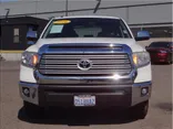 WHITE, 2016 TOYOTA TUNDRA CREWMAX Thumnail Image 8