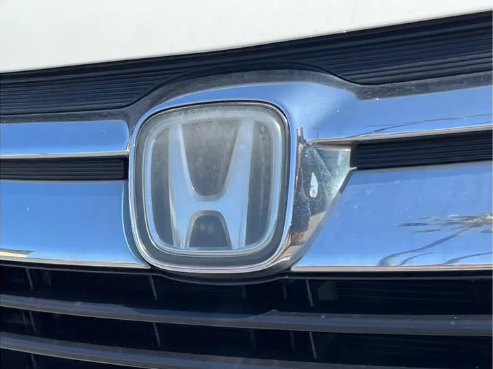 WHITE, 2018 HONDA ODYSSEY Image 10