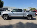 SILVER, 2017 TOYOTA TACOMA DOUBLE CAB Thumnail Image 2