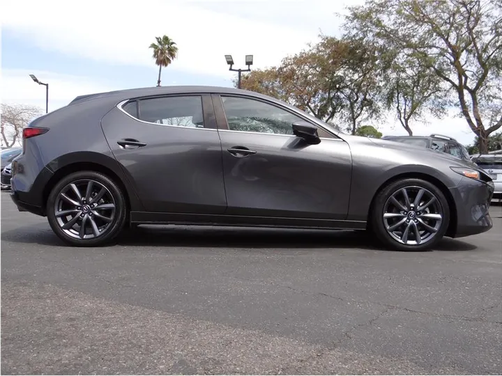 GRAY, 2019 MAZDA MAZDA3 Image 6