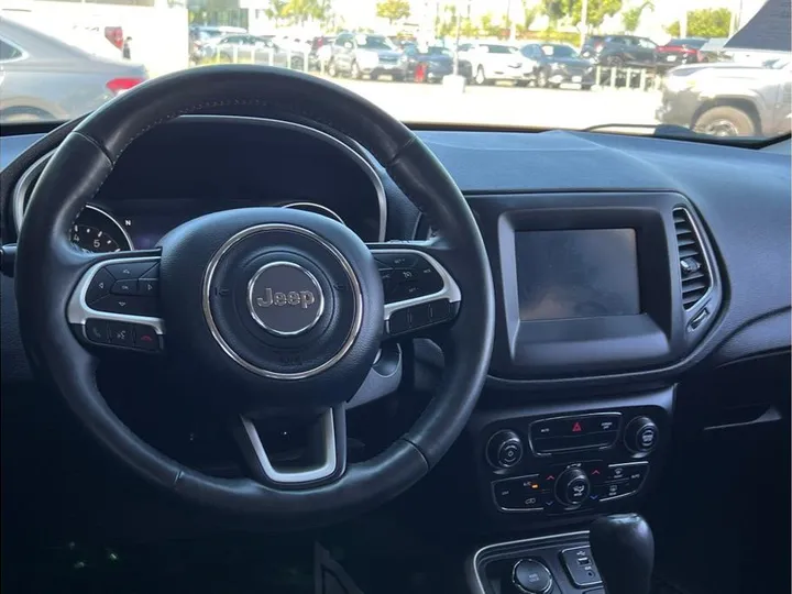 GRAY, 2018 JEEP COMPASS Image 13