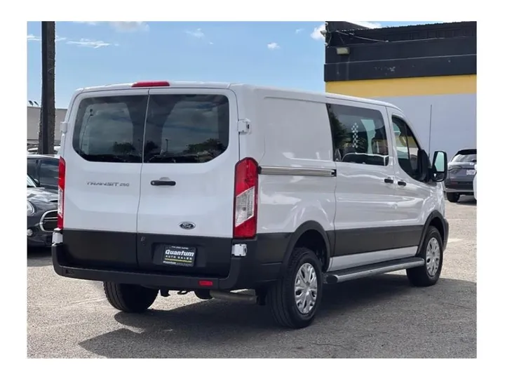 WHITE, 2021 FORD TRANSIT 250 CARGO VAN Image 5