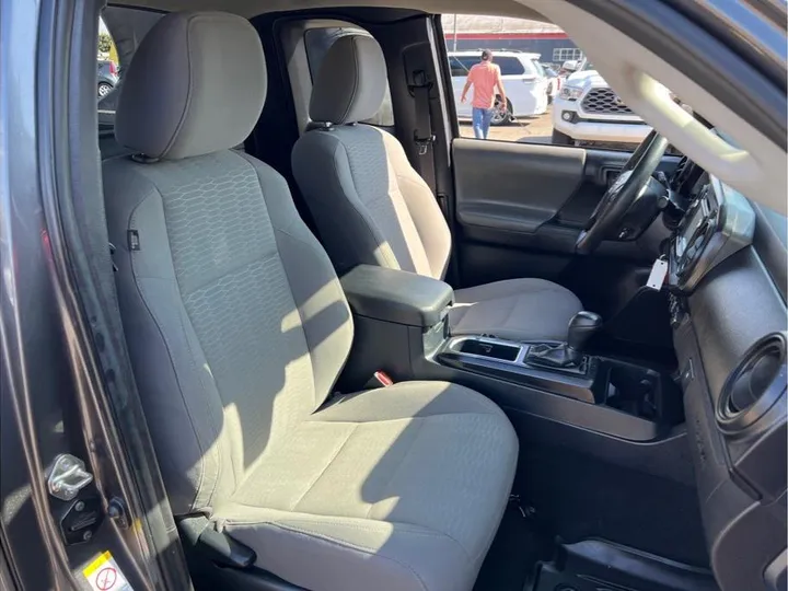 GRAY, 2019 TOYOTA TACOMA ACCESS CAB Image 12