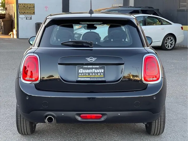 BLACK, 2021 MINI HARDTOP 4 DOOR Image 4