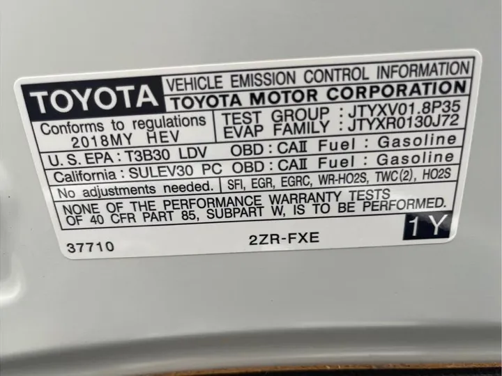 WHITE, 2018 TOYOTA PRIUS PRIME Image 20