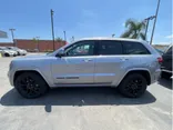 SILVER, 2017 JEEP GRAND CHEROKEE Thumnail Image 8