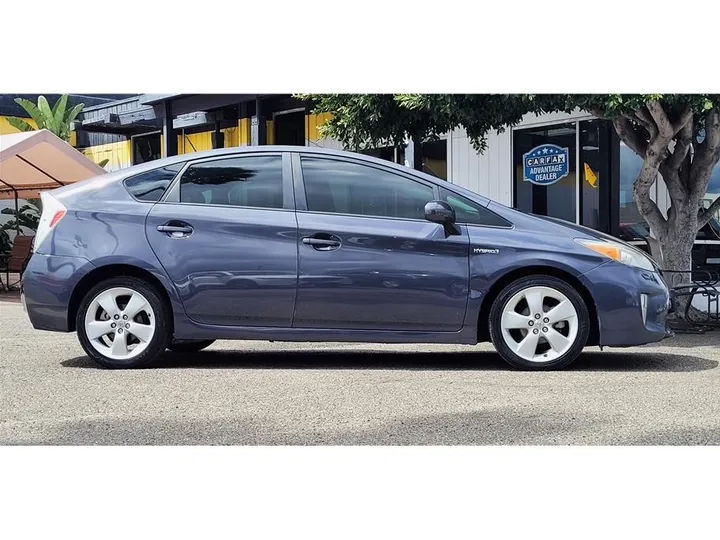 GRAY, 2013 TOYOTA PRIUS Image 6