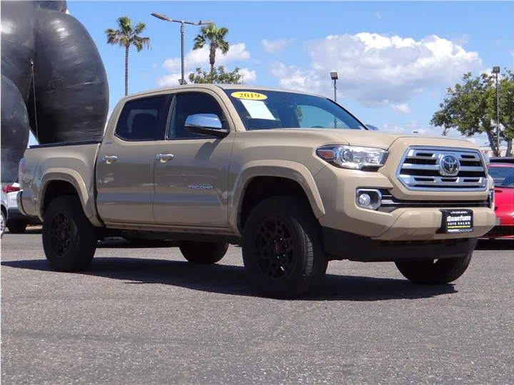 BEIGE, 2019 TOYOTA TACOMA DOUBLE CAB Image 7