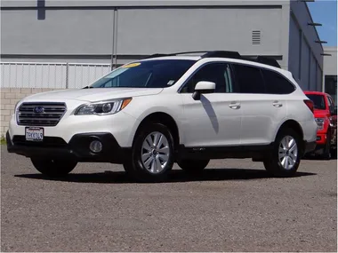 WHITE, 2016 SUBARU OUTBACK Image 34