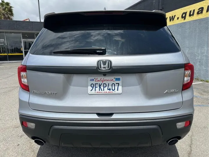 SILVER, 2021 HONDA PASSPORT Image 6