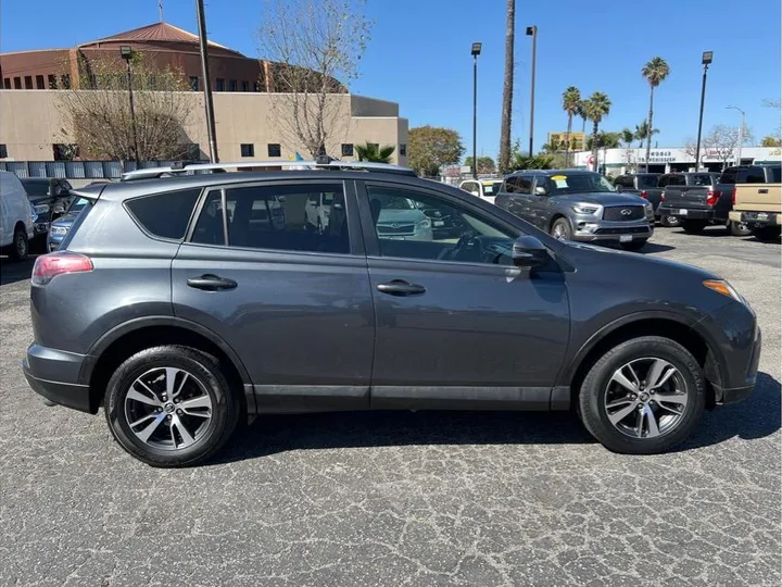 GRAY, 2016 TOYOTA RAV4 Image 6