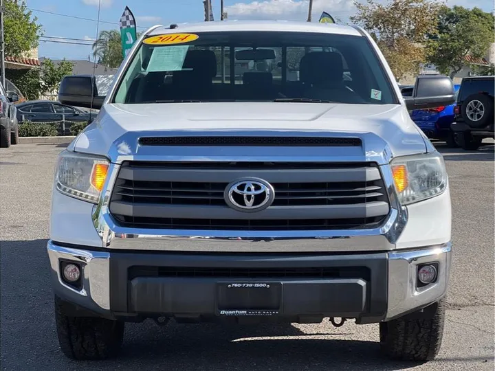 WHITE, 2014 TOYOTA TUNDRA DOUBLE CAB Image 8