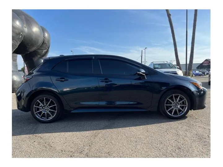 BLUE, 2021 TOYOTA COROLLA HATCHBACK Image 6