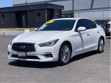 WHITE, 2018 INFINITI Q50 Image 2