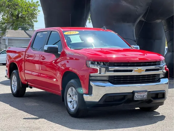 RED, 2022 CHEVROLET SILVERADO 1500 LIMITED CREW CAB Image 7