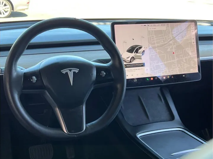 WHITE, 2021 TESLA MODEL Y Image 14