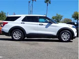 WHITE, 2021 FORD EXPLORER Thumnail Image 6