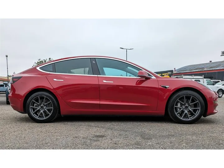 RED, 2018 TESLA MODEL 3 Image 6