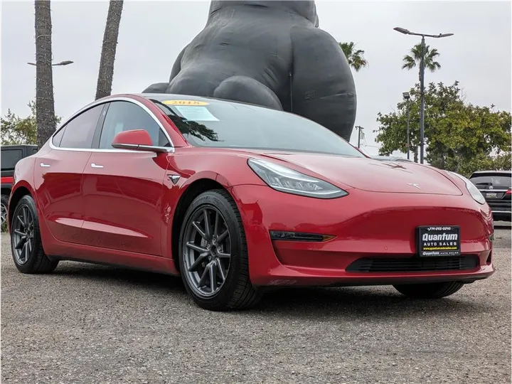 RED, 2018 TESLA MODEL 3 Image 7