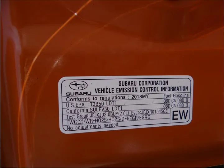 ORANGE, 2018 SUBARU CROSSTREK Image 28