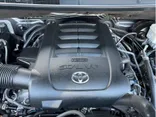 GRAY, 2017 TOYOTA TUNDRA CREWMAX Thumnail Image 17