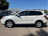 WHITE, 2015 SUBARU FORESTER Thumnail Image 2