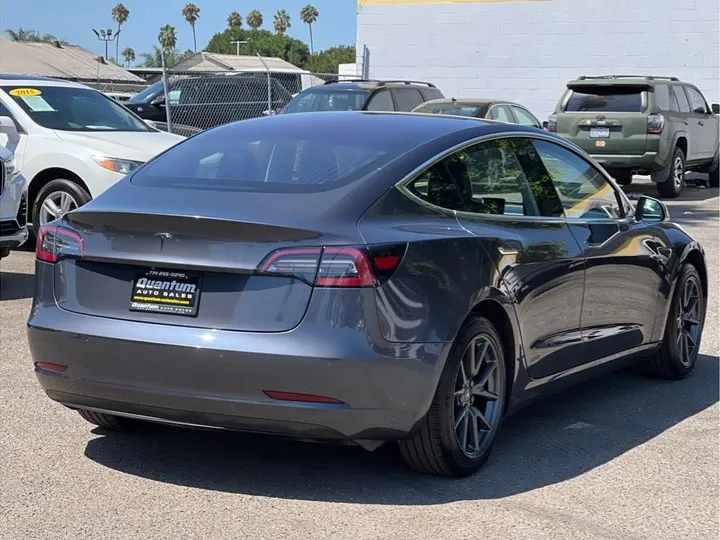 GRAY, 2018 TESLA MODEL 3 Image 5