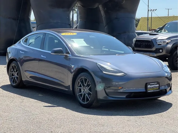 GRAY, 2018 TESLA MODEL 3 Image 6