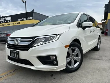 WHITE, 2018 HONDA ODYSSEY Image 