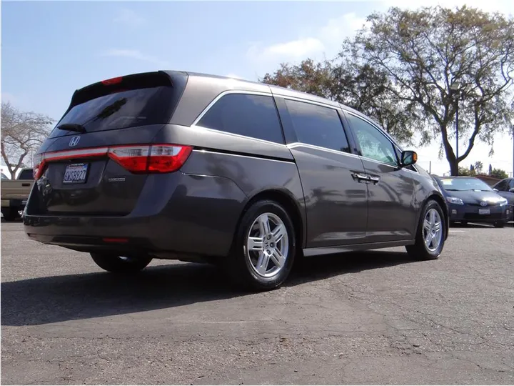 GRAY, 2012 HONDA ODYSSEY Image 5