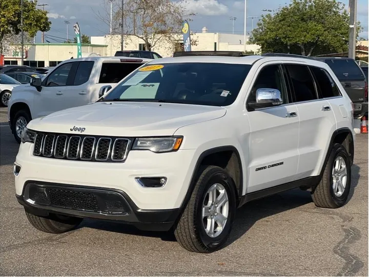 WHITE, 2017 JEEP GRAND CHEROKEE Image 1