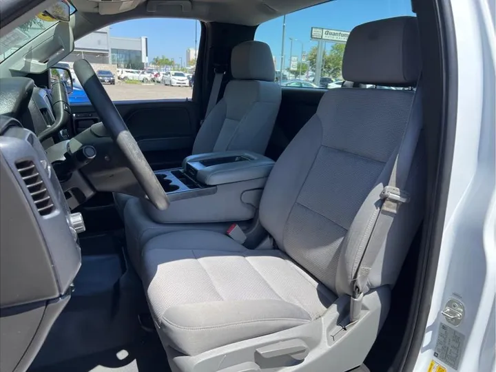 WHITE, 2016 CHEVROLET SILVERADO 1500 REGULAR CAB Image 10