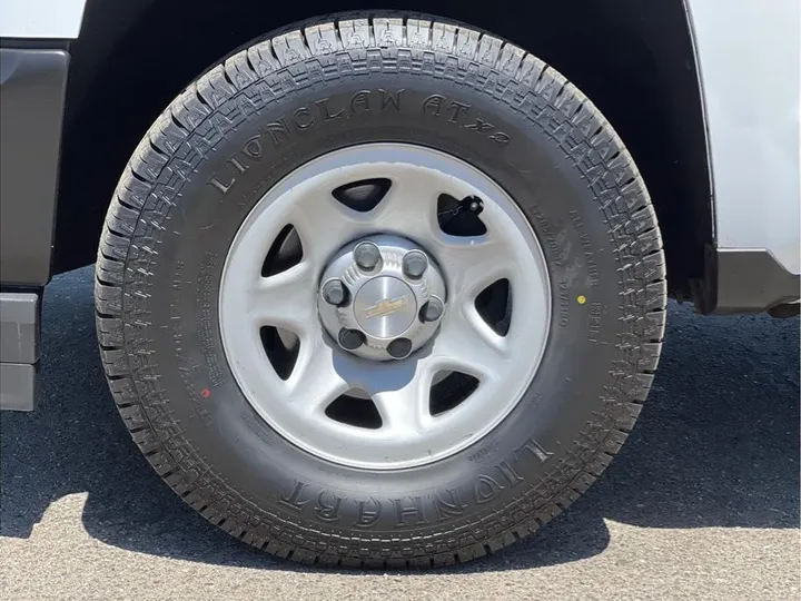 WHITE, 2016 CHEVROLET SILVERADO 1500 REGULAR CAB Image 8