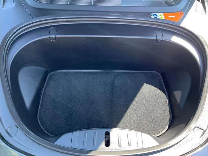 GRAY, 2018 TESLA MODEL 3 Image 16