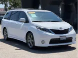 WHITE, 2015 TOYOTA SIENNA Thumnail Image 7