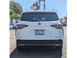 WHITE, 2022 TOYOTA SIENNA Thumnail Image 4