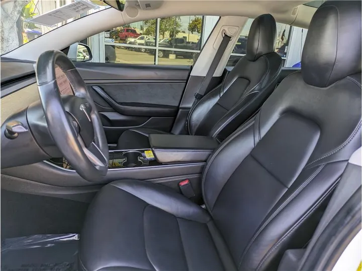 WHITE, 2018 TESLA MODEL 3 Image 12