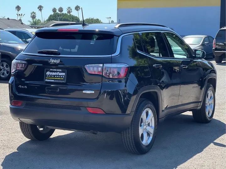 GRAY, 2018 JEEP COMPASS Image 5